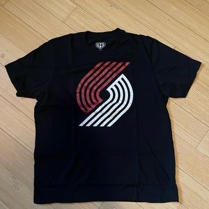 Portland Trail Blazers NBA t-shirt black size Medium M